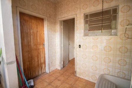 Casa à venda com 211m², 4 quartos e 2 vagas Casa à venda com 211m², 4 quartos e 2 vagasÁrea de serviço