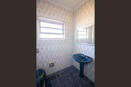 BANHEIRO de casa para alugar com 4 quartos, 178m² em Jardim Primavera, São Paulo