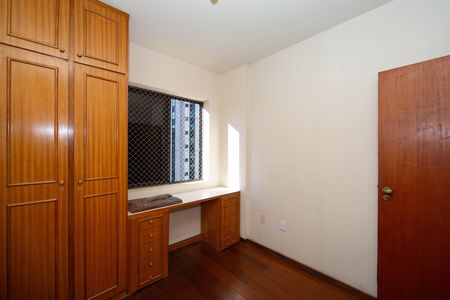 Apartamento à venda com 95m², 3 quartos e 2 vagasQUARTO3