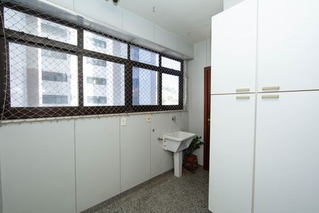 Apartamento à venda com 95m², 3 quartos e 2 vagasAREA DE SERVICO