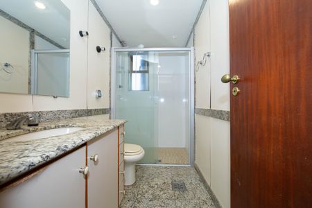 Apartamento à venda com 95m², 3 quartos e 2 vagasBANHEIRO2
