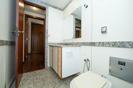 Apartamento à venda com 95m², 3 quartos e 2 vagasBANHEIRO2