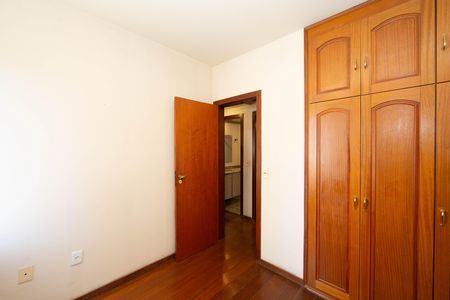 Apartamento à venda com 95m², 3 quartos e 2 vagasQUARTO3
