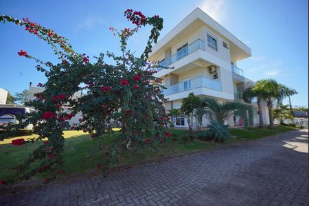 Apartamento para alugar com 69m², 2 quartos e 1 vagaFachada