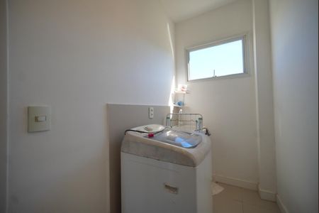 Apartamento para alugar com 69m², 2 quartos e 1 vagaÁrea de Serviço