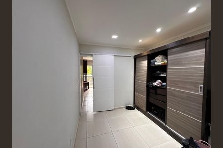Casa de condomínio para alugar com 270m², 3 quartos e 3 vagas Casa de condomínio para alugar com 270m², 3 quartos e 3 vagasSuíte 1 (Master)
