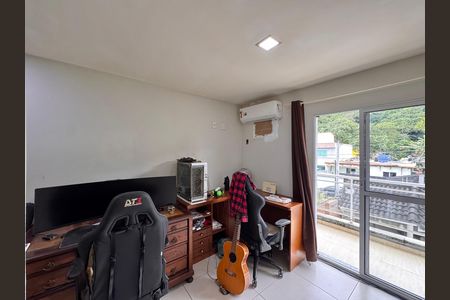 Casa de condomínio para alugar com 270m², 3 quartos e 3 vagas Casa de condomínio para alugar com 270m², 3 quartos e 3 vagasSuíte 3 (Canadense)