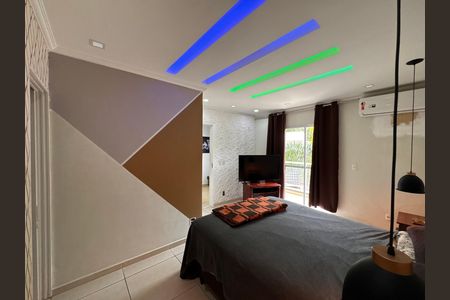 Suíte 1 (Master) de casa de condomínio à venda com 3 quartos, 270m² em Vargem Grande, Rio de Janeiro