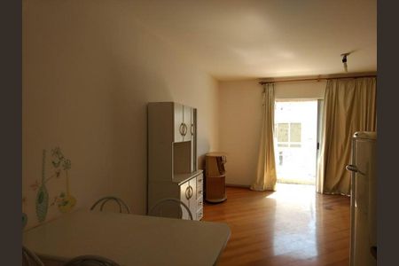 Apartamento à venda com 82m², 1 quarto e 1 vaga Apartamento à venda com 82m², 1 quarto e 1 vagaSala de Jantar
