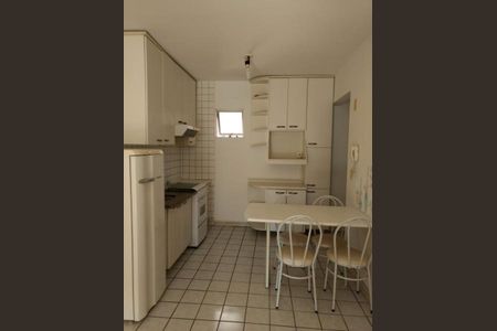 Apartamento à venda com 82m², 1 quarto e 1 vaga Apartamento à venda com 82m², 1 quarto e 1 vagaCozinha