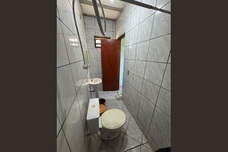 Casa à venda com 225m², 6 quartos e 4 vagas Casa à venda com 225m², 6 quartos e 4 vagasBanheiro da Suíte anexo 1