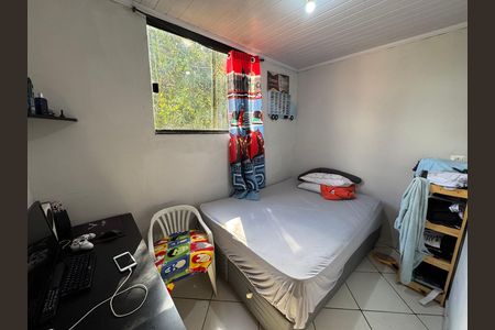 Casa à venda com 225m², 6 quartos e 4 vagas Casa à venda com 225m², 6 quartos e 4 vagasQuarto 3 anexo 2