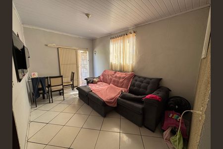 Casa à venda com 225m², 6 quartos e 4 vagas Casa à venda com 225m², 6 quartos e 4 vagasSala 1 anexo 2