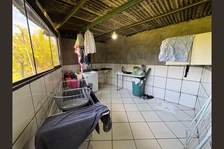 Casa à venda com 225m², 6 quartos e 4 vagas Casa à venda com 225m², 6 quartos e 4 vagasÁrea de Serviço anexo 2