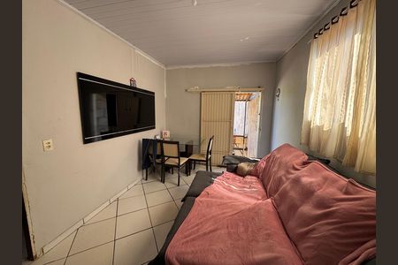 Casa à venda com 225m², 6 quartos e 4 vagas Casa à venda com 225m², 6 quartos e 4 vagasSala 1 anexo 2
