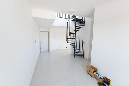 Apartamento para alugar com 129m², 2 quartos e 2 vagas Apartamento para alugar com 129m², 2 quartos e 2 vagasSala
