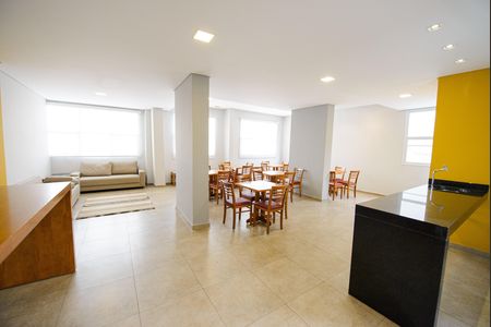Apartamento para alugar com 129m², 2 quartos e 2 vagas Apartamento para alugar com 129m², 2 quartos e 2 vagasÁrea comum - Salão de festas