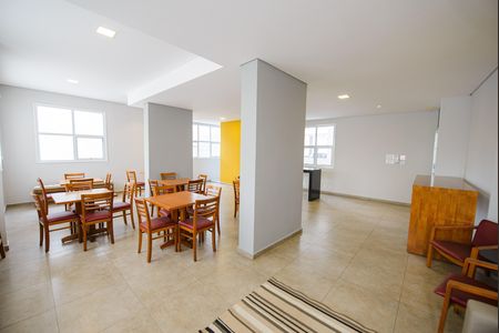 Apartamento para alugar com 129m², 2 quartos e 2 vagas Apartamento para alugar com 129m², 2 quartos e 2 vagasÁrea comum - Salão de festas