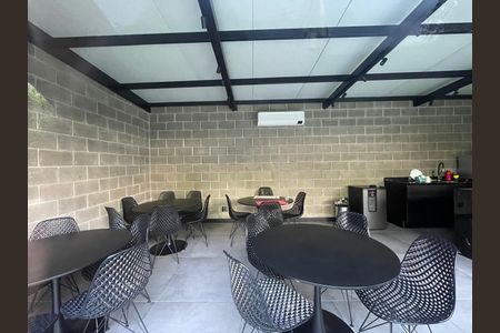 Apartamento para alugar com 60m², 2 quartos e 2 vagas