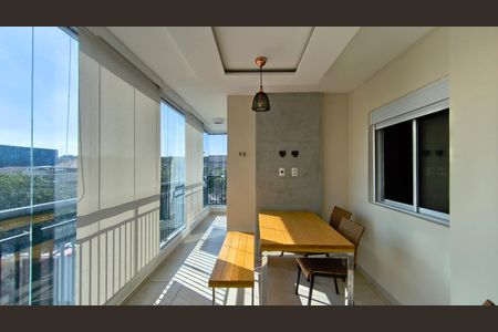 Apartamento à venda com 87m², 3 quartos e 1 vaga Apartamento à venda com 87m², 3 quartos e 1 vagaVaranda