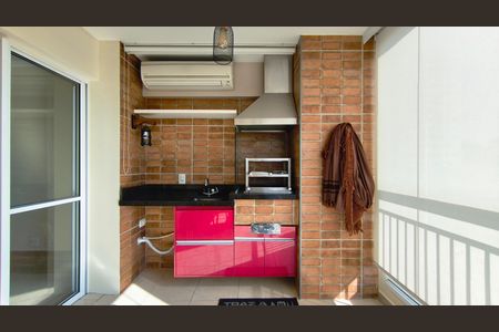Apartamento à venda com 87m², 3 quartos e 1 vaga Apartamento à venda com 87m², 3 quartos e 1 vagaVaranda