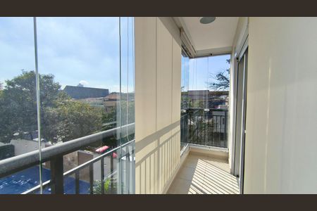Apartamento à venda com 87m², 3 quartos e 1 vaga Apartamento à venda com 87m², 3 quartos e 1 vagaVaranda