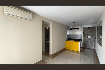 Sala de apartamento à venda com 3 quartos, 87m² em Ipiranga, São Paulo