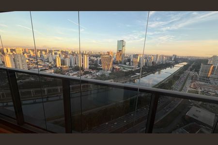 Apartamento para alugar com 142m², 2 quartos e 2 vagas Apartamento para alugar com 142m², 2 quartos e 2 vagasVista