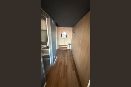 Apartamento para alugar com 142m², 2 quartos e 2 vagas Apartamento para alugar com 142m², 2 quartos e 2 vagasCorredor