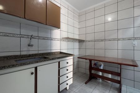 Casa para alugar com 215m², 3 quartos e 2 vagas Casa para alugar com 215m², 3 quartos e 2 vagasCozinha externa