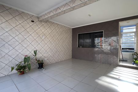 Casa para alugar com 215m², 3 quartos e 2 vagas Casa para alugar com 215m², 3 quartos e 2 vagasGaragem