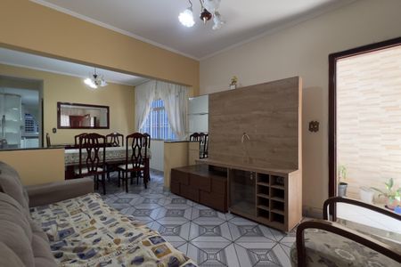 Casa para alugar com 215m², 3 quartos e 2 vagas Casa para alugar com 215m², 3 quartos e 2 vagasSala
