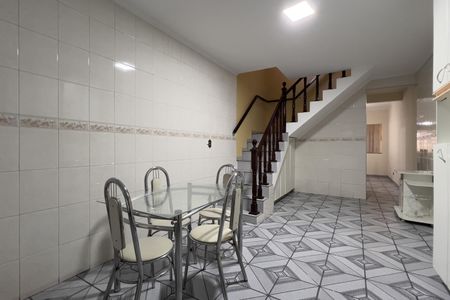 Casa para alugar com 215m², 3 quartos e 2 vagas Casa para alugar com 215m², 3 quartos e 2 vagasCozinha