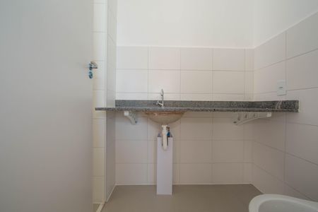 Apartamento à venda com 67m², 3 quartos e 2 vagas Apartamento à venda com 67m², 3 quartos e 2 vagasBANHEIRO1