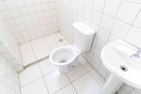 Apartamento à venda com 52m², 2 quartos e 1 vaga Apartamento à venda com 52m², 2 quartos e 1 vagaBanheiro