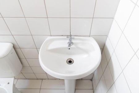 Apartamento à venda com 52m², 2 quartos e 1 vaga Apartamento à venda com 52m², 2 quartos e 1 vagaBanheiro