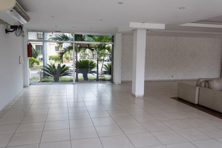Apartamento à venda com 52m², 2 quartos e 1 vaga Apartamento à venda com 52m², 2 quartos e 1 vagaÁrea comum - Salão de festas
