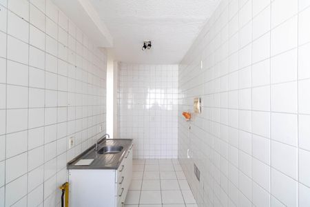 Apartamento à venda com 52m², 2 quartos e 1 vaga Apartamento à venda com 52m², 2 quartos e 1 vagaCozinha e Área de Serviço