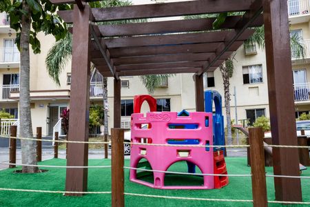 Apartamento à venda com 52m², 2 quartos e 1 vaga Apartamento à venda com 52m², 2 quartos e 1 vagaÁrea comum - Playground
