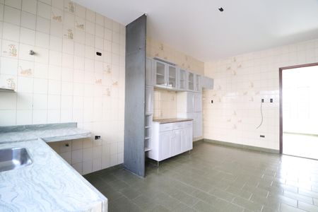 Casa para alugar com 150m², 3 quartos e 2 vagasCozinha