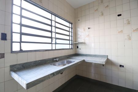 Casa para alugar com 150m², 3 quartos e 2 vagasCozinha