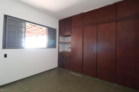 Casa para alugar com 150m², 3 quartos e 2 vagasQuarto 3 - Edícula