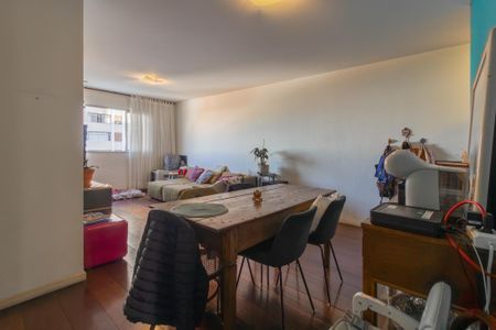 Apartamento à venda com 90m², 2 quartos e 1 vaga Apartamento à venda com 90m², 2 quartos e 1 vagaSala