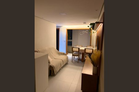 Apartamento à venda com 46m², 2 quartos e 1 vaga Apartamento à venda com 46m², 2 quartos e 1 vagaSala
