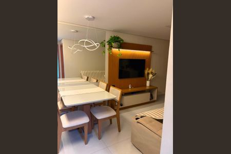 Apartamento à venda com 46m², 2 quartos e 1 vaga Apartamento à venda com 46m², 2 quartos e 1 vagaSala