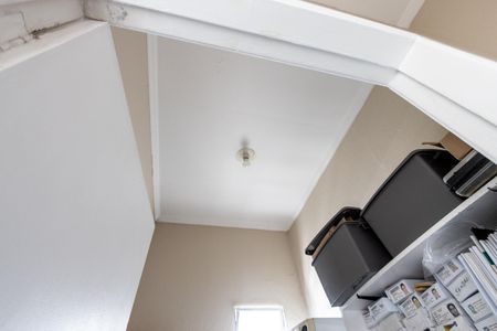 Casa à venda com 150m², 4 quartos e 1 vaga Casa à venda com 150m², 4 quartos e 1 vagaBanheiro