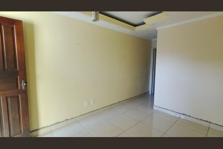 Sala de casa de condomínio para alugar com 2 quartos, 43m² em Jardim Sao Luiz, Suzano