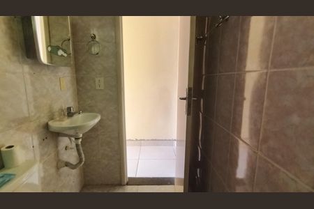 Casa de condomínio para alugar com 43m², 2 quartos e 2 vagasBanheiro 