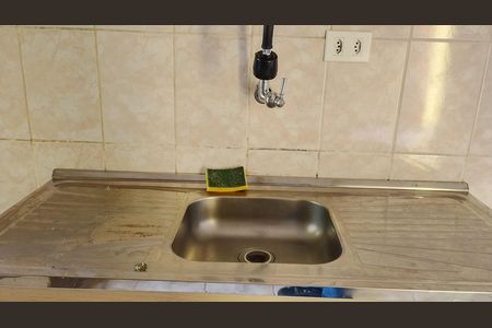 Cozinha  de casa de condomínio para alugar com 2 quartos, 43m² em Jardim Sao Luiz, Suzano