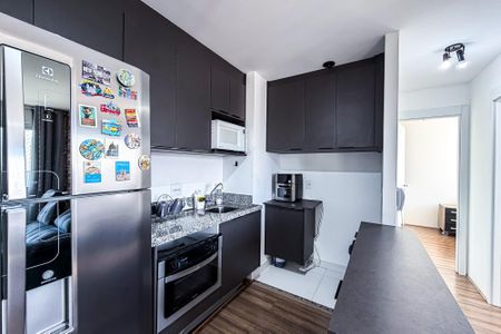 Cozinha de apartamento para alugar com 2 quartos, 38m² em Quarta Parada, São Paulo